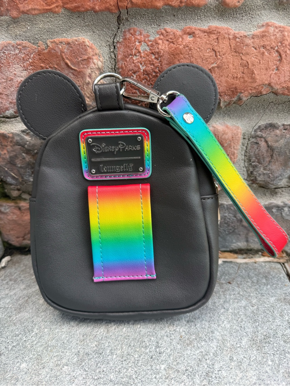 Loungefly Black Wristlet Belt Bag Backpack with Rainbow Mickey Lining - Picture 2 of 5